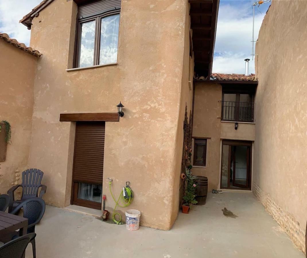El Pajar De Miro Villa Villaturiel Exterior photo